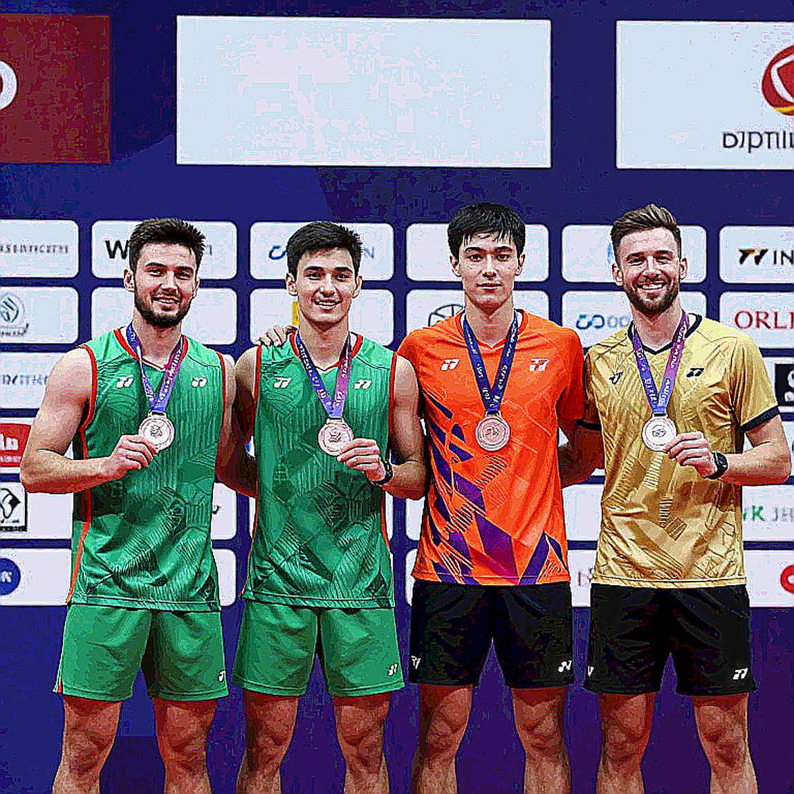 সিন্ধুর কোয়ার্টার-ফাইনাল বিদায়: ১০-২১ কী বলছে, আর শিডিউল কী লুকাচ্ছে